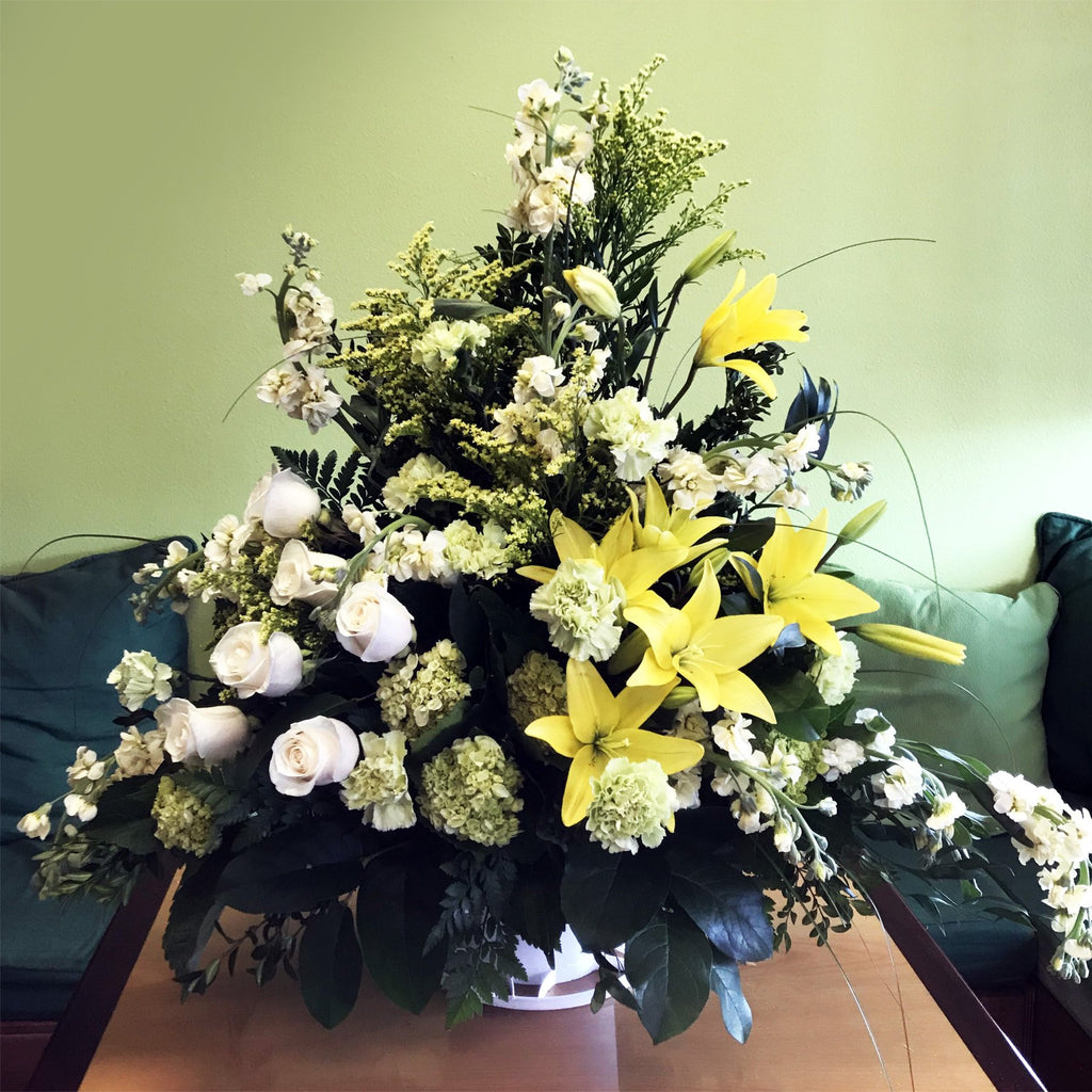 Flower Delivery Florist Funeral Sympathy Naples Nature S Friendship Basket Deluxe